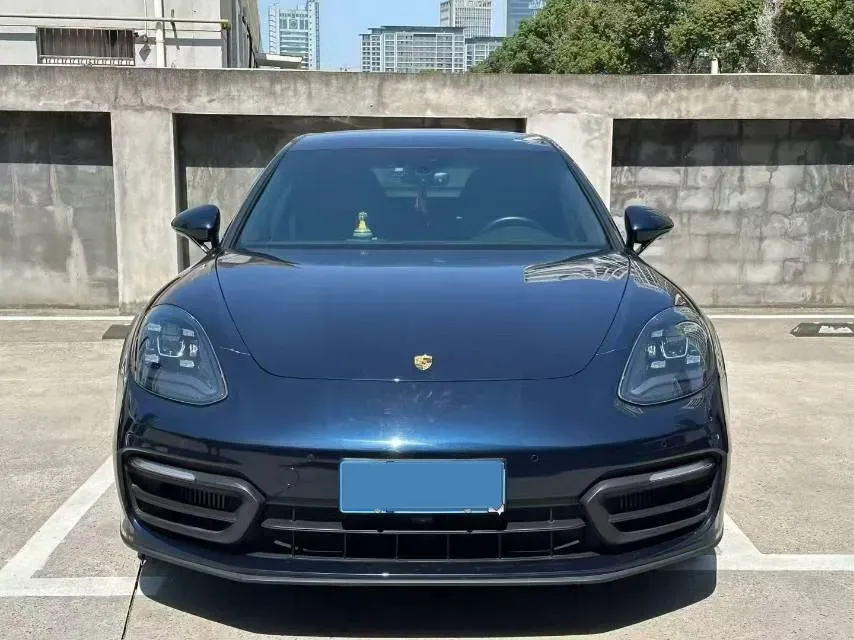 2021 Porsche Panamera 2.9T 330HP V6 8DCT,autocango,china used car exporter,china ev exporter,chinese used car exporter,chinese used ev exporter