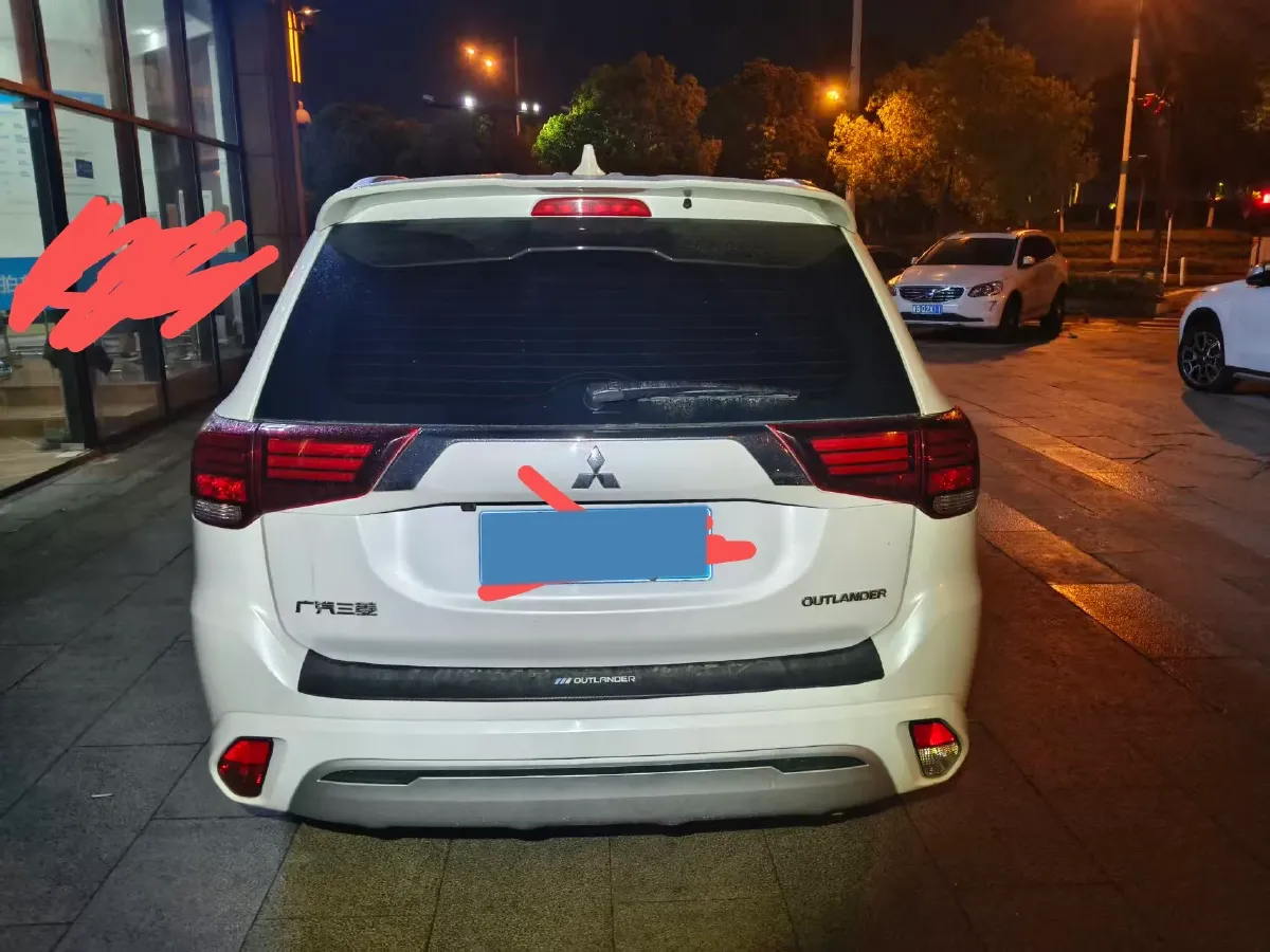 2021 Mitsubishi Outlander 2.0L 166HP L4 CVT,autocango,china used car exporter,china ev exporter,chinese used car exporter,chinese used ev exporter