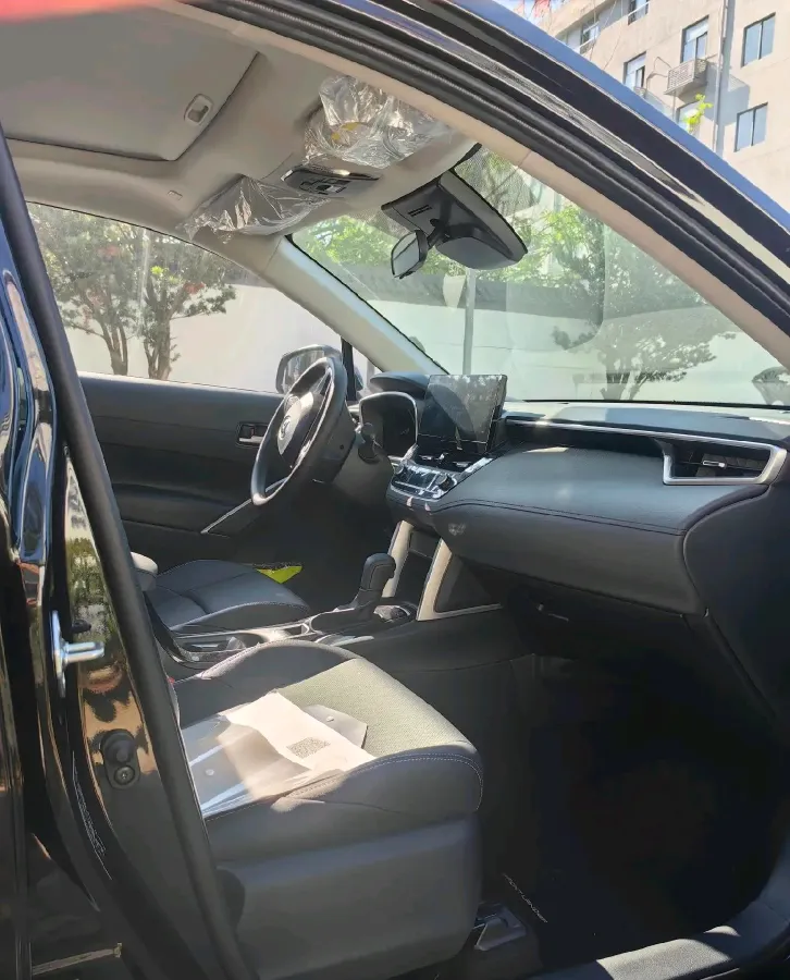 2024 Toyota Frontlander 2.0L 171HP L4 CVT,autocango,china used car exporter,china ev exporter,chinese used car exporter,chinese used ev exporter