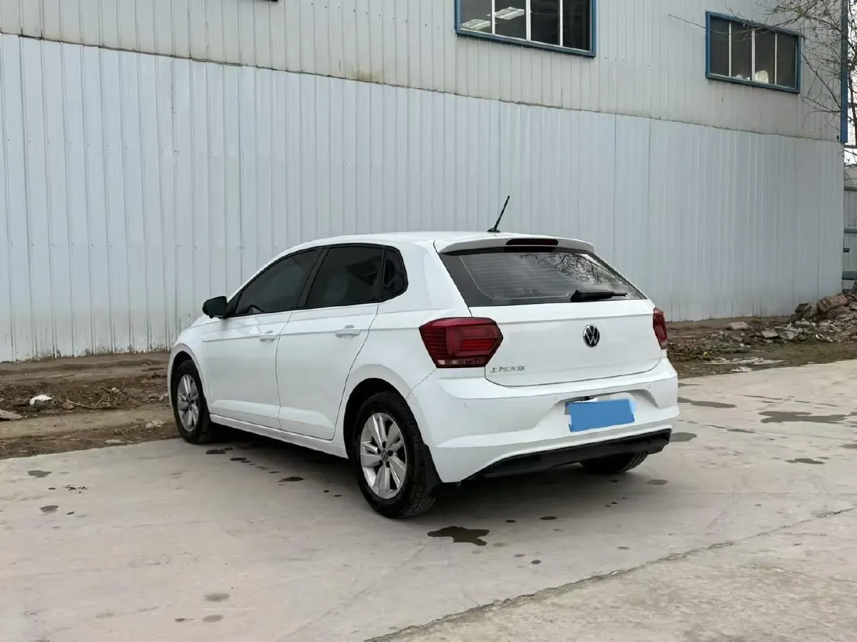 2023 Volkswagen Polo 1.5L 110HP L4 6AT,autocango,china used car exporter,china ev exporter,chinese used car exporter,chinese used ev exporter