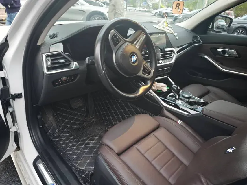 2021 BMW 3 Series 2.0T 156HP L4 8AT,autocango,china used car exporter,china ev exporter,chinese used car exporter,chinese used ev exporter