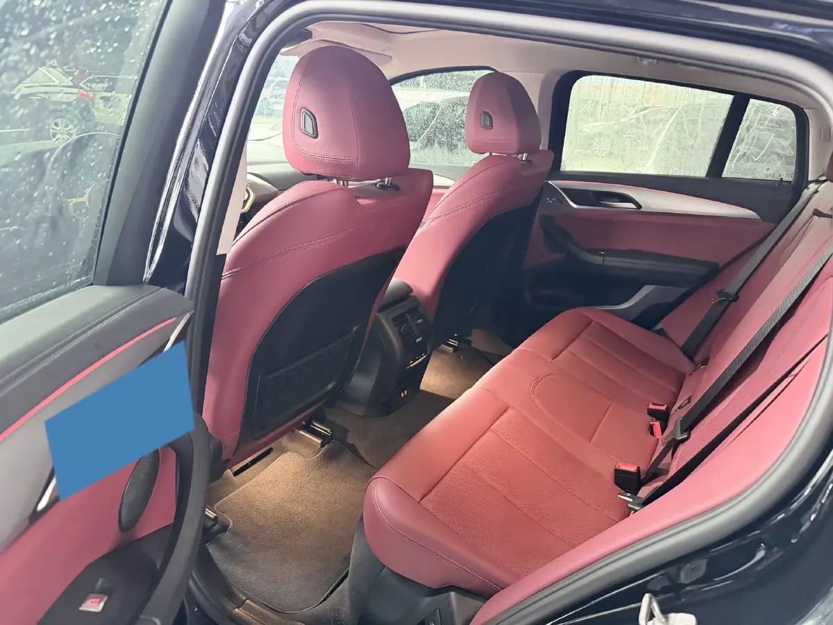 2022 BMW X4 2.0T 245HP L4 8AT,autocango,china used car exporter,china ev exporter,chinese used car exporter,chinese used ev exporter