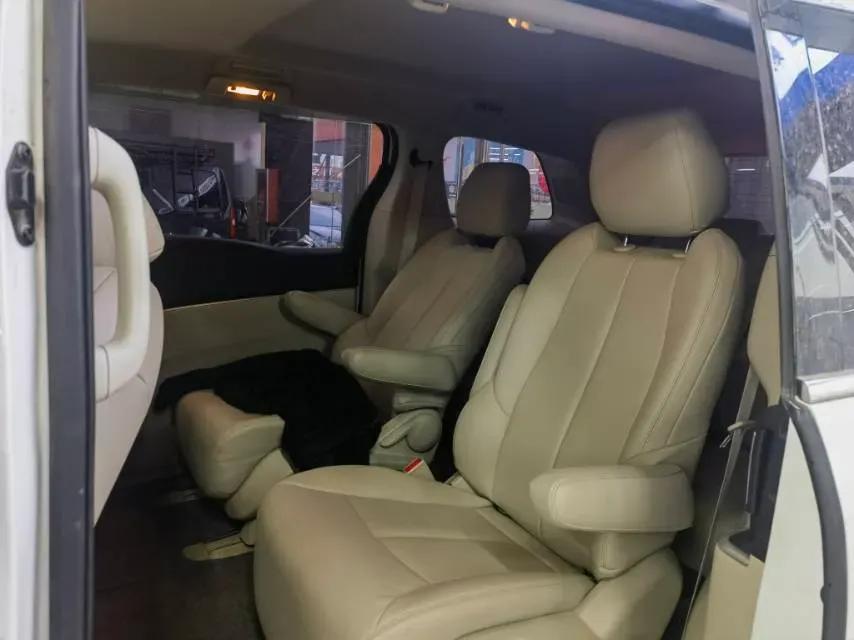 2021 Buick GL8 2.0T 237HP L4 9AT,autocango,china used car exporter,china ev exporter,chinese used car exporter,chinese used ev exporter