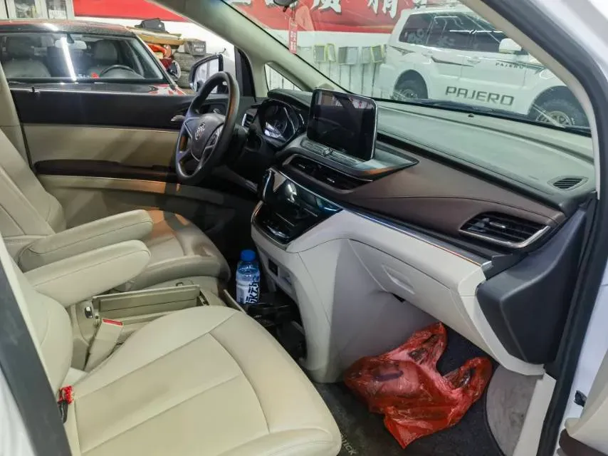 2021 Buick GL8 2.0T 237HP L4 9AT,autocango,china used car exporter,china ev exporter,chinese used car exporter,chinese used ev exporter