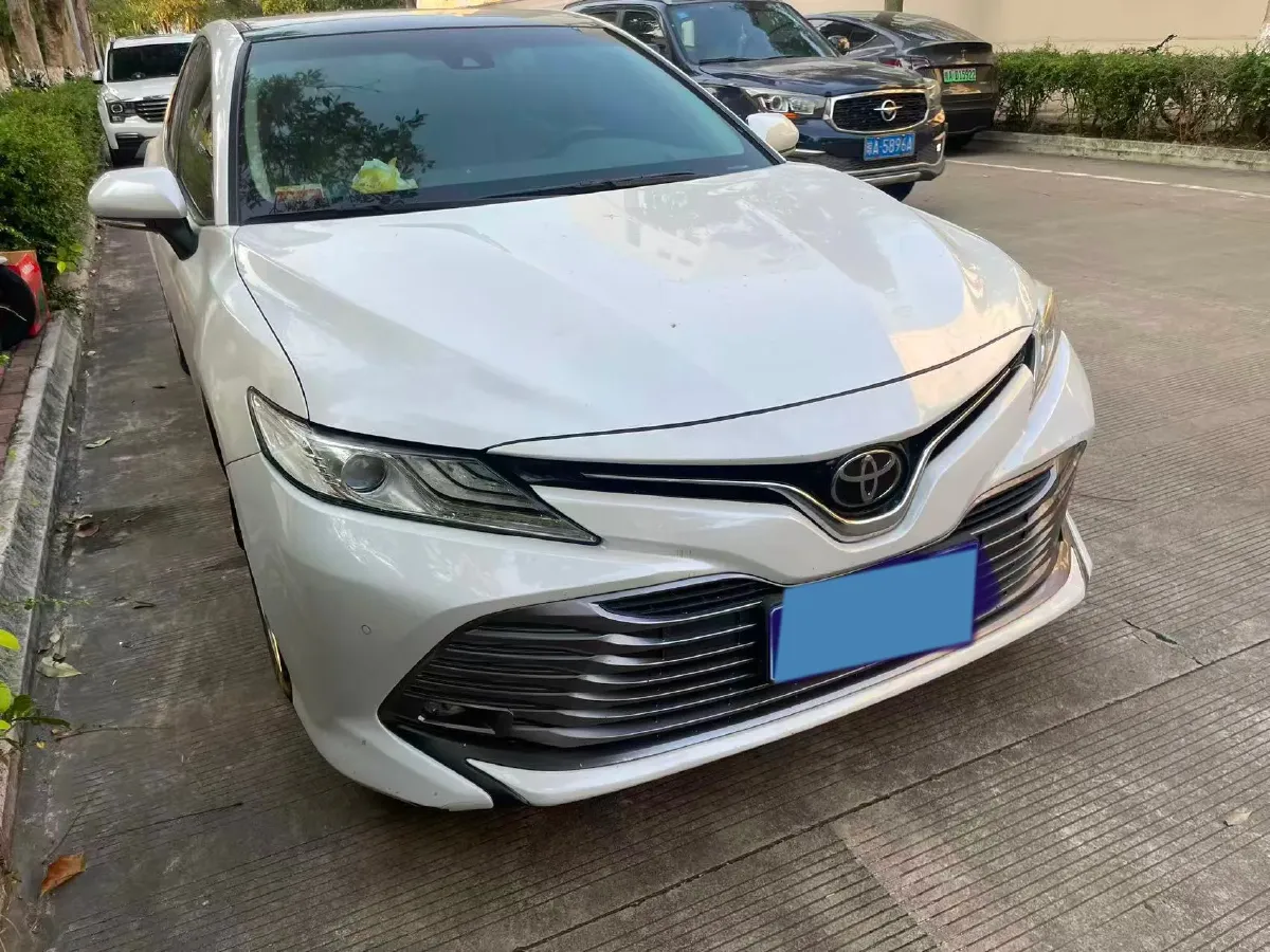 2018 Toyota Camry 2.5L 209HP L4 8AT,autocango,china used car exporter,china ev exporter,chinese used car exporter,chinese used ev exporter