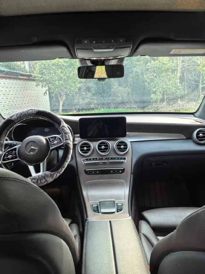 2022 Mercedes-Benz GLC Class 2.0T 258HP L4 9AT,autocango,china used car exporter,china ev exporter,chinese used car exporter,chinese used ev exporter