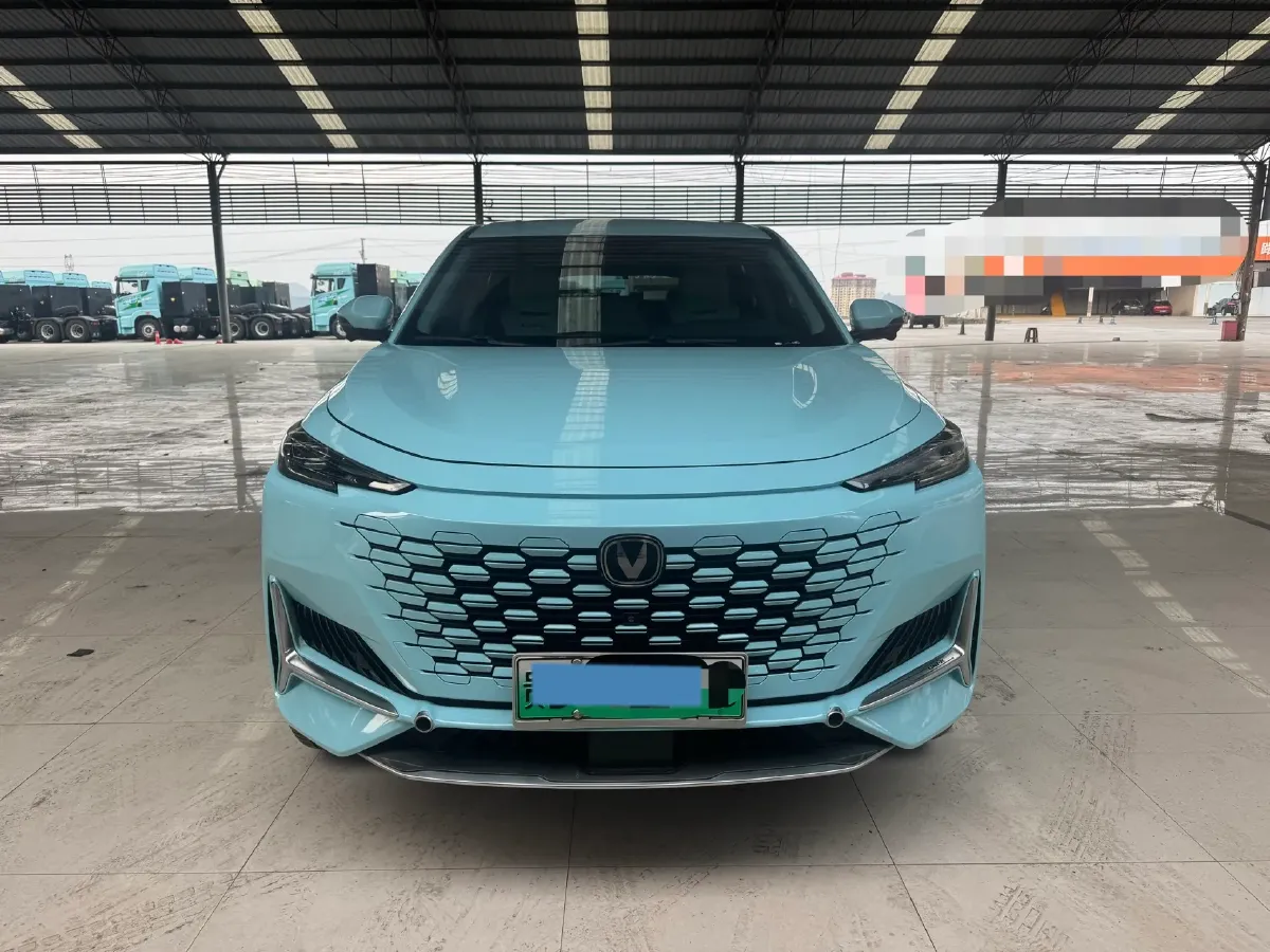 2023 ChangAn UNI-K iDD 1.5T 170HP L4 6TCT PHEV 28.39KWH,autocango,china used car exporter,china ev exporter,chinese used car exporter,chinese used ev exporter