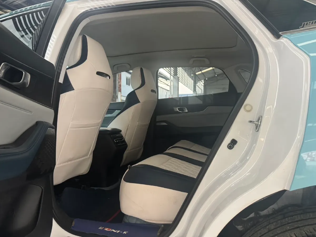 2023 ChangAn UNI-K iDD 1.5T 170HP L4 6TCT PHEV 28.39KWH,autocango,china used car exporter,china ev exporter,chinese used car exporter,chinese used ev exporter