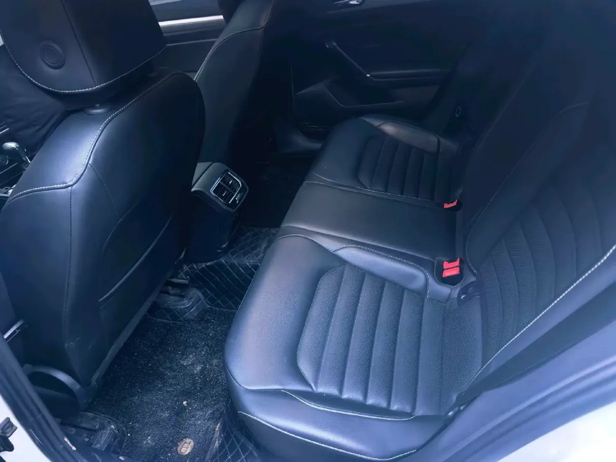 2019 Volkswagen Passat 1.4T 150HP L4 7DCT,autocango,china used car exporter,china ev exporter,chinese used car exporter,chinese used ev exporter