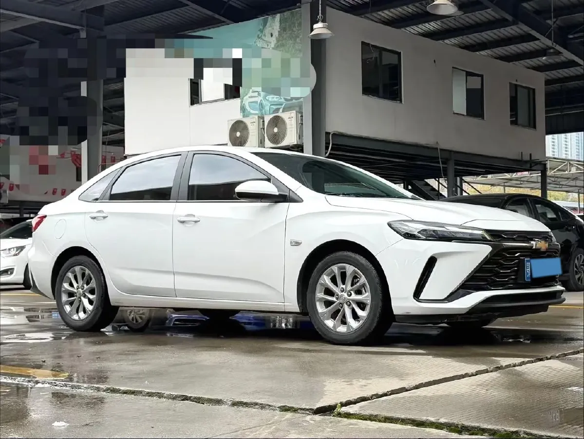 2023 Chevrolet Monza 1.5L 113HP L4 6DCT,autocango,china used car exporter,china ev exporter,chinese used car exporter,chinese used ev exporter