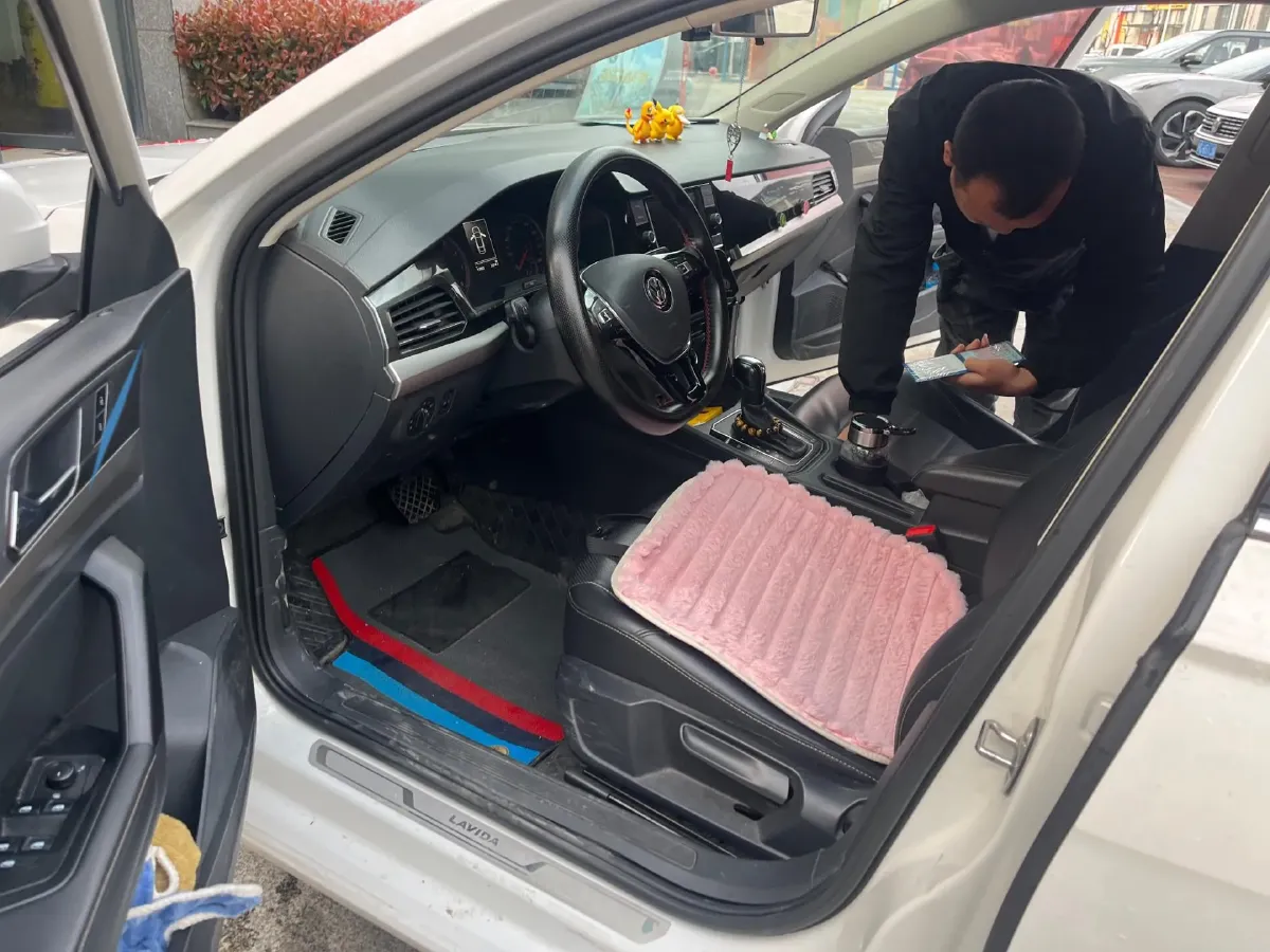 2018 Volkswagen Lavida 1.2T 116HP L4 7DCT,autocango,china used car exporter,china ev exporter,chinese used car exporter,chinese used ev exporter