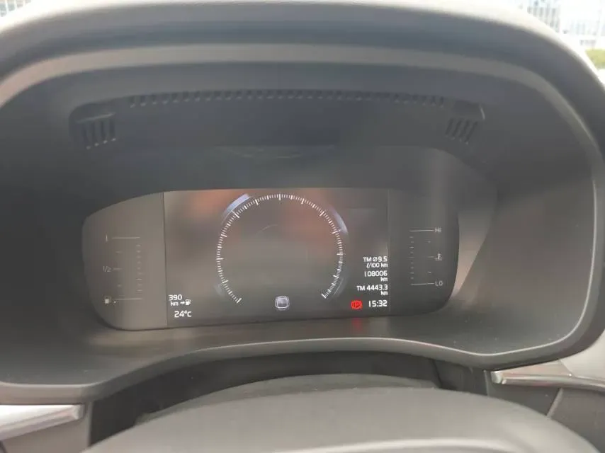 2020 Volvo XC60 2.0T 254HP L4 8AT,autocango,china used car exporter,china ev exporter,chinese used car exporter,chinese used ev exporter