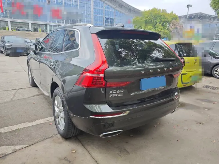 2020 Volvo XC60 2.0T 254HP L4 8AT,autocango,china used car exporter,china ev exporter,chinese used car exporter,chinese used ev exporter