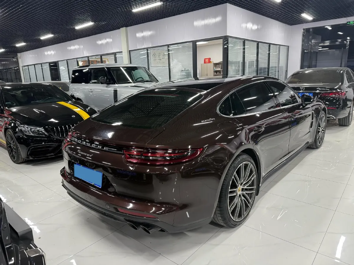 2021 Porsche Panamera 2.9T 330HP V6 8DCT,autocango,china used car exporter,china ev exporter,chinese used car exporter,chinese used ev exporter