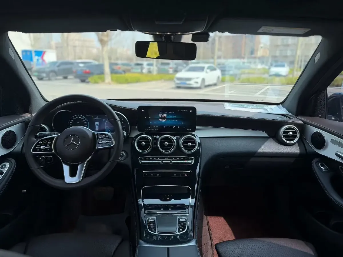 2022 Mercedes-Benz GLC Class 2.0T 197HP L4 9AT,autocango,china used car exporter,china ev exporter,chinese used car exporter,chinese used ev exporter