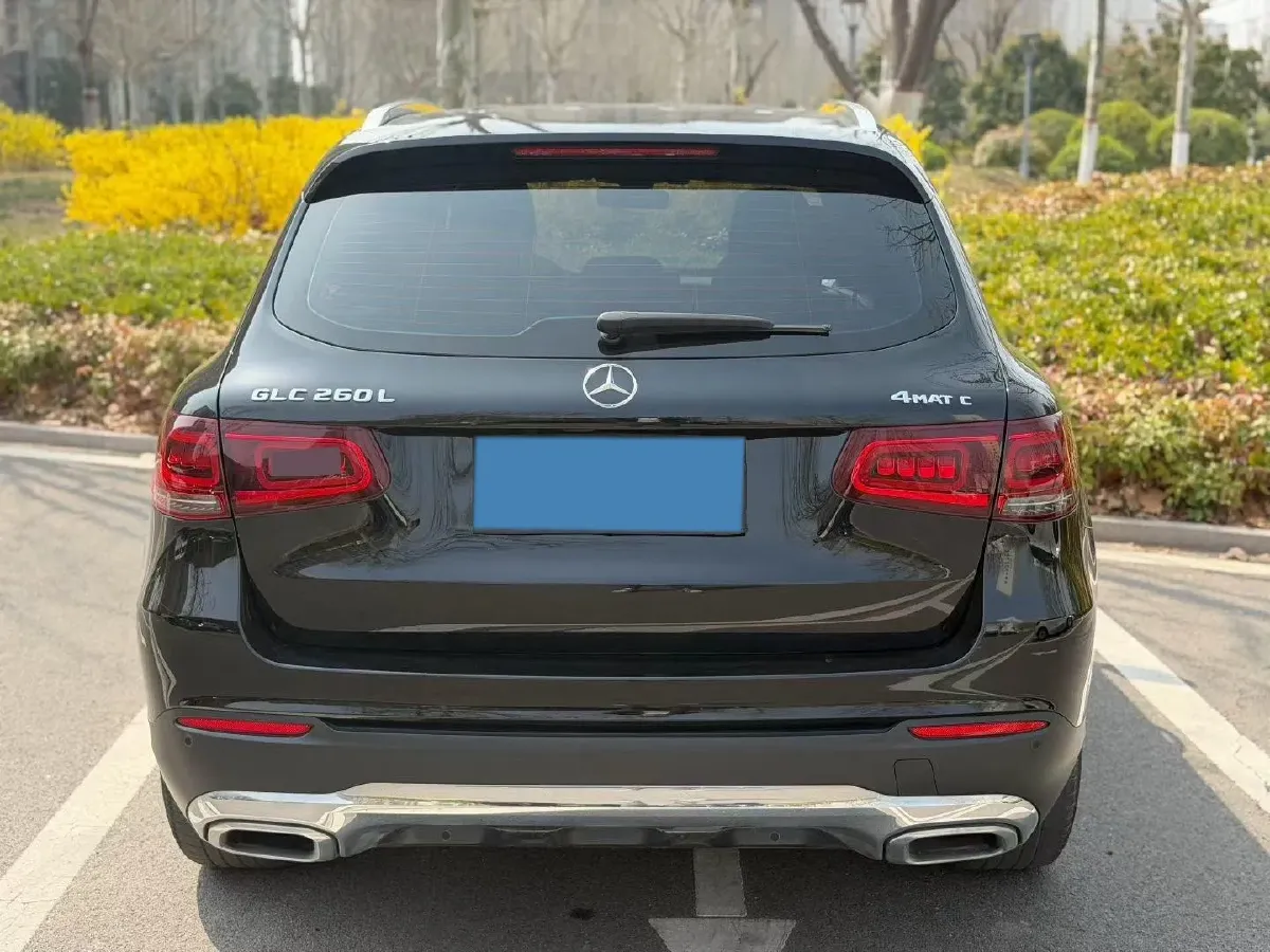2022 Mercedes-Benz GLC Class 2.0T 197HP L4 9AT,autocango,china used car exporter,china ev exporter,chinese used car exporter,chinese used ev exporter