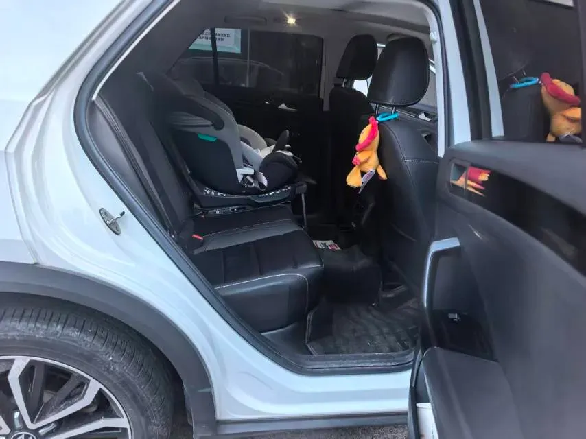 2022 Volkswagen T-Roc 1.4T 150HP L4 7DCT,autocango,china used car exporter,china ev exporter,chinese used car exporter,chinese used ev exporter