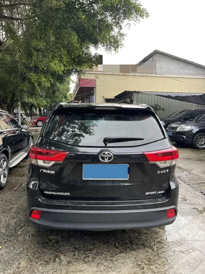 2021 Toyota Highlander 2.0T 220HP L4 6AT,autocango,china used car exporter,china ev exporter,chinese used car exporter,chinese used ev exporter