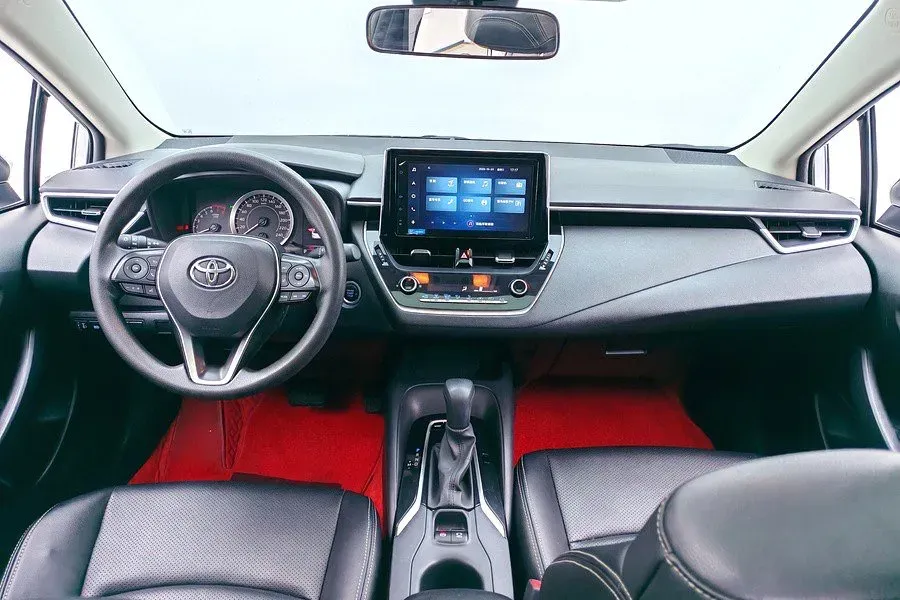 2021 Toyota Corolla 1.2T 116HP L4 CVT,autocango,china used car exporter,china ev exporter,chinese used car exporter,chinese used ev exporter