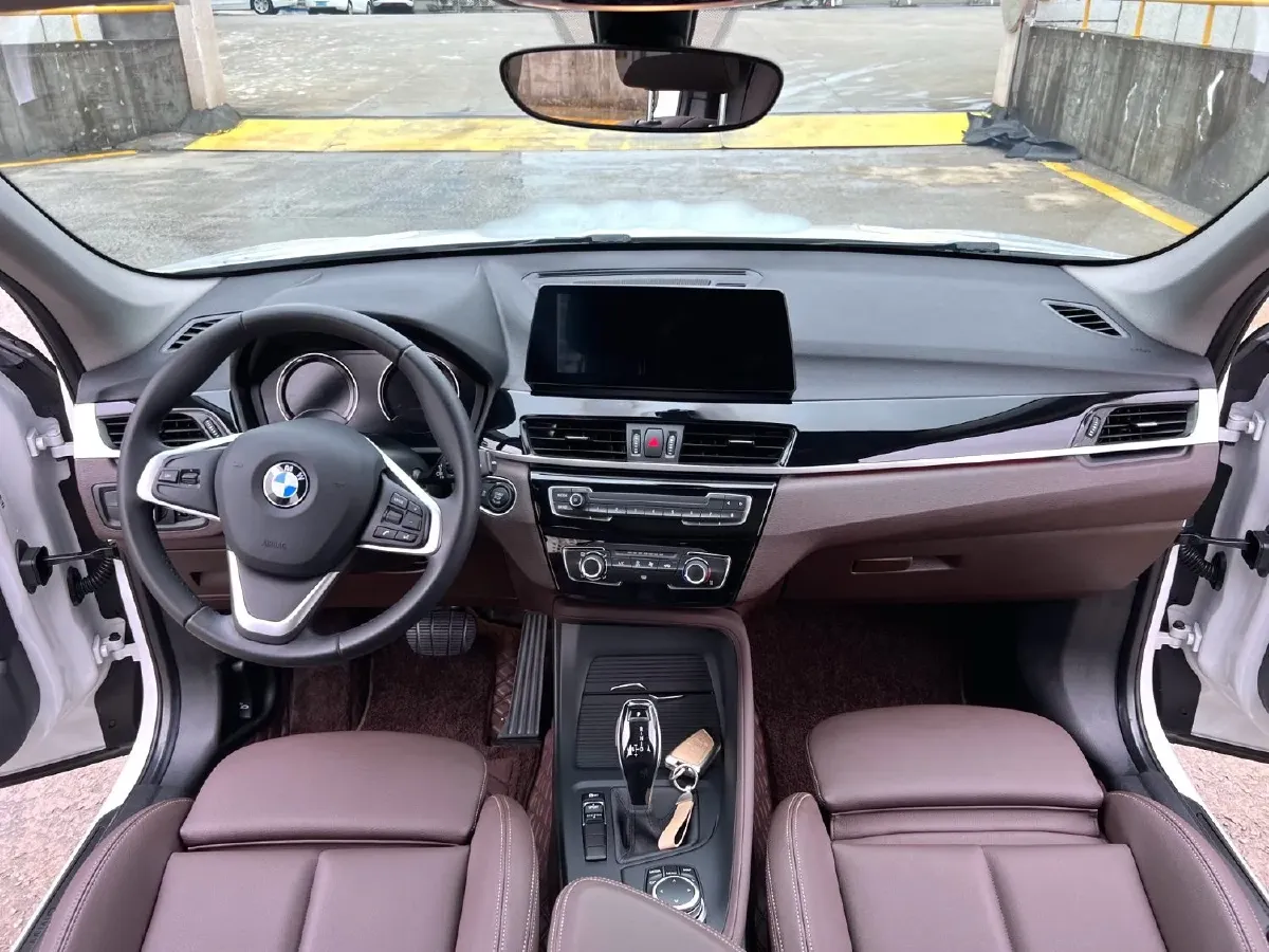 2022 BMW X1 1.5T 140HP L3 7DCT,autocango,china used car exporter,china ev exporter,chinese used car exporter,chinese used ev exporter