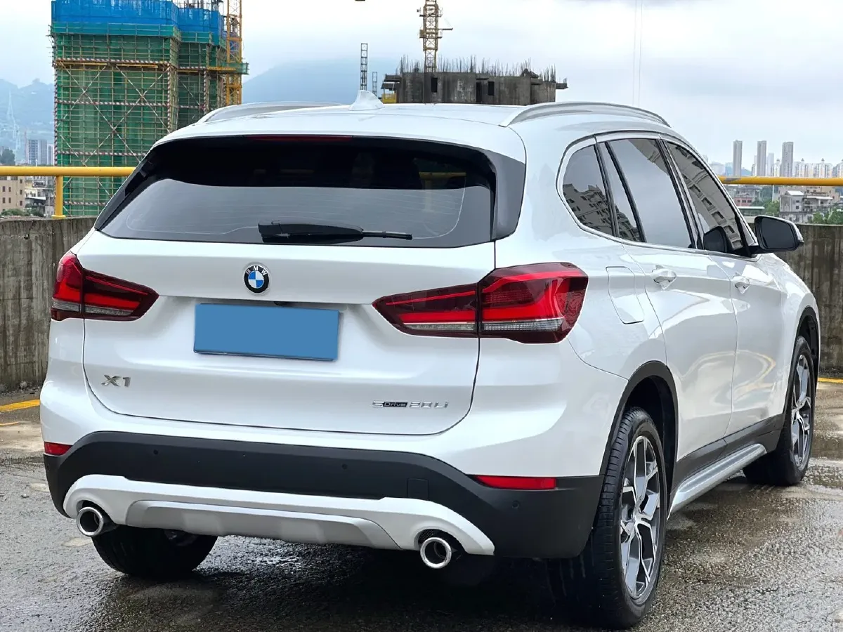 2022 BMW X1 1.5T 140HP L3 7DCT,autocango,china used car exporter,china ev exporter,chinese used car exporter,chinese used ev exporter