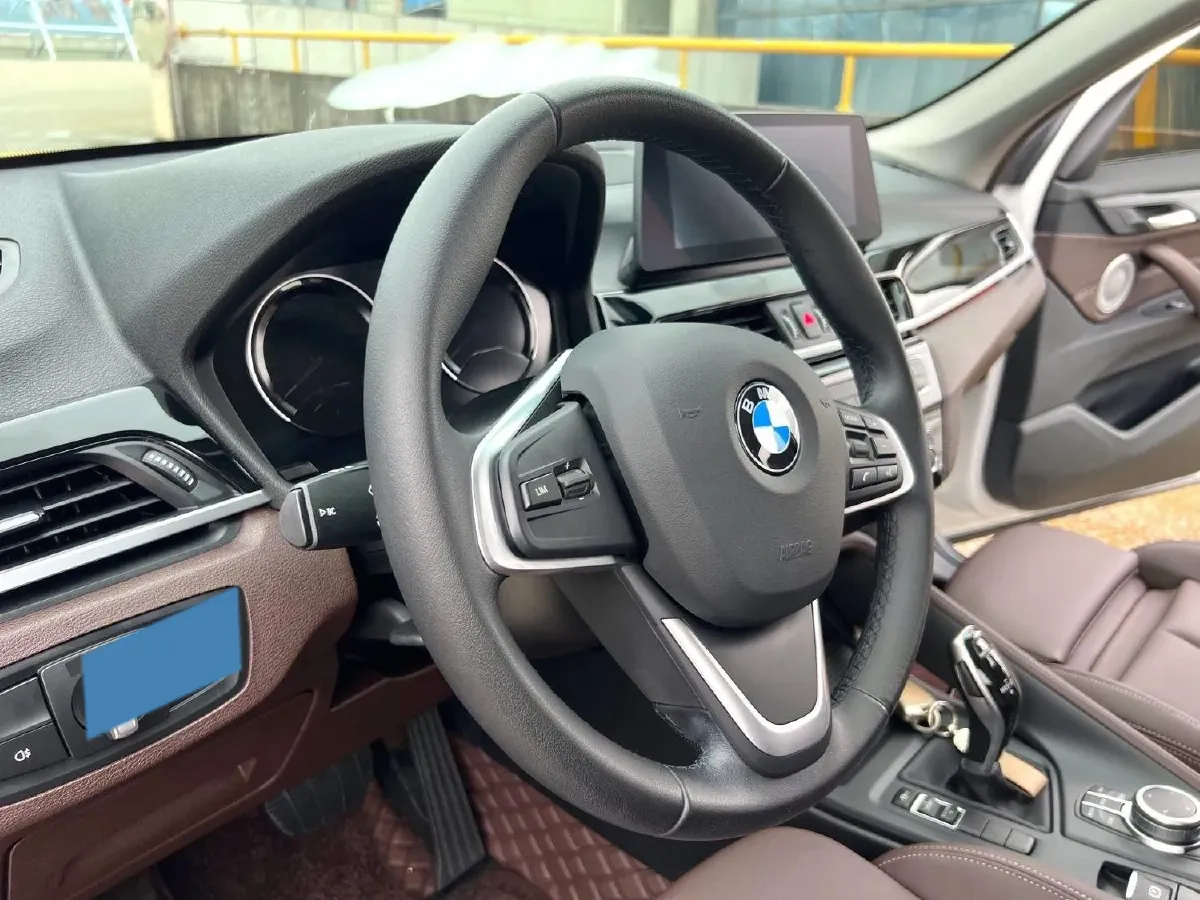 2022 BMW X1 1.5T 140HP L3 7DCT,autocango,china used car exporter,china ev exporter,chinese used car exporter,chinese used ev exporter