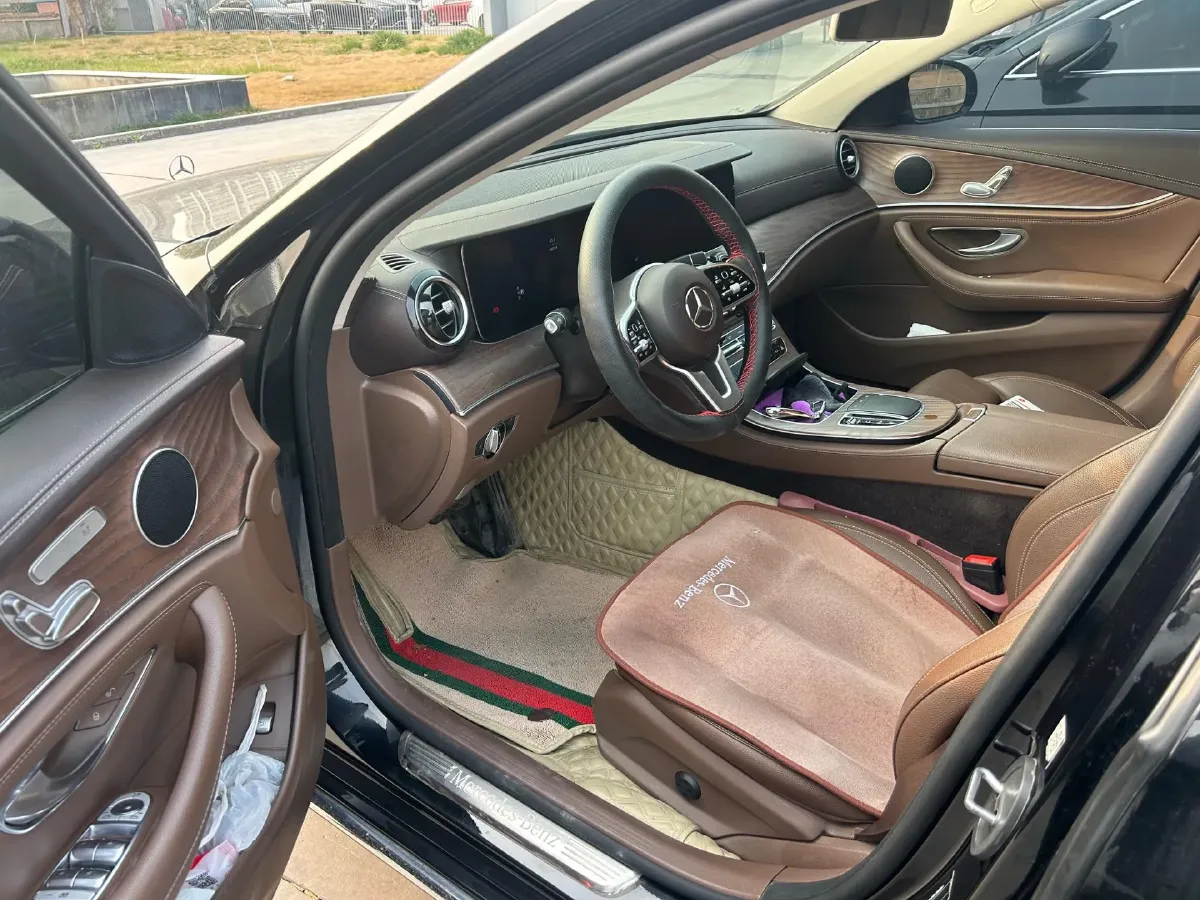 2020 Mercedes-Benz E Class 1.5T 184HP L4 9AT,autocango,china used car exporter,china ev exporter,chinese used car exporter,chinese used ev exporter