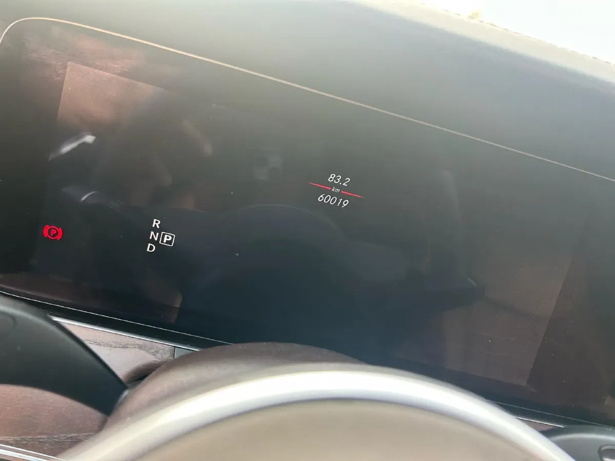 2020 Mercedes-Benz E Class 1.5T 184HP L4 9AT,autocango,china used car exporter,china ev exporter,chinese used car exporter,chinese used ev exporter