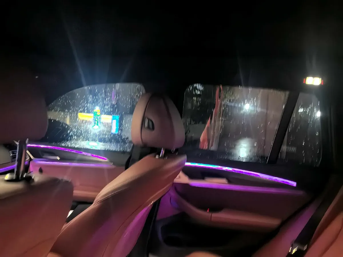 2023 BMW X3 2.0T 245HP L4 8AT,autocango,china used car exporter,china ev exporter,chinese used car exporter,chinese used ev exporter