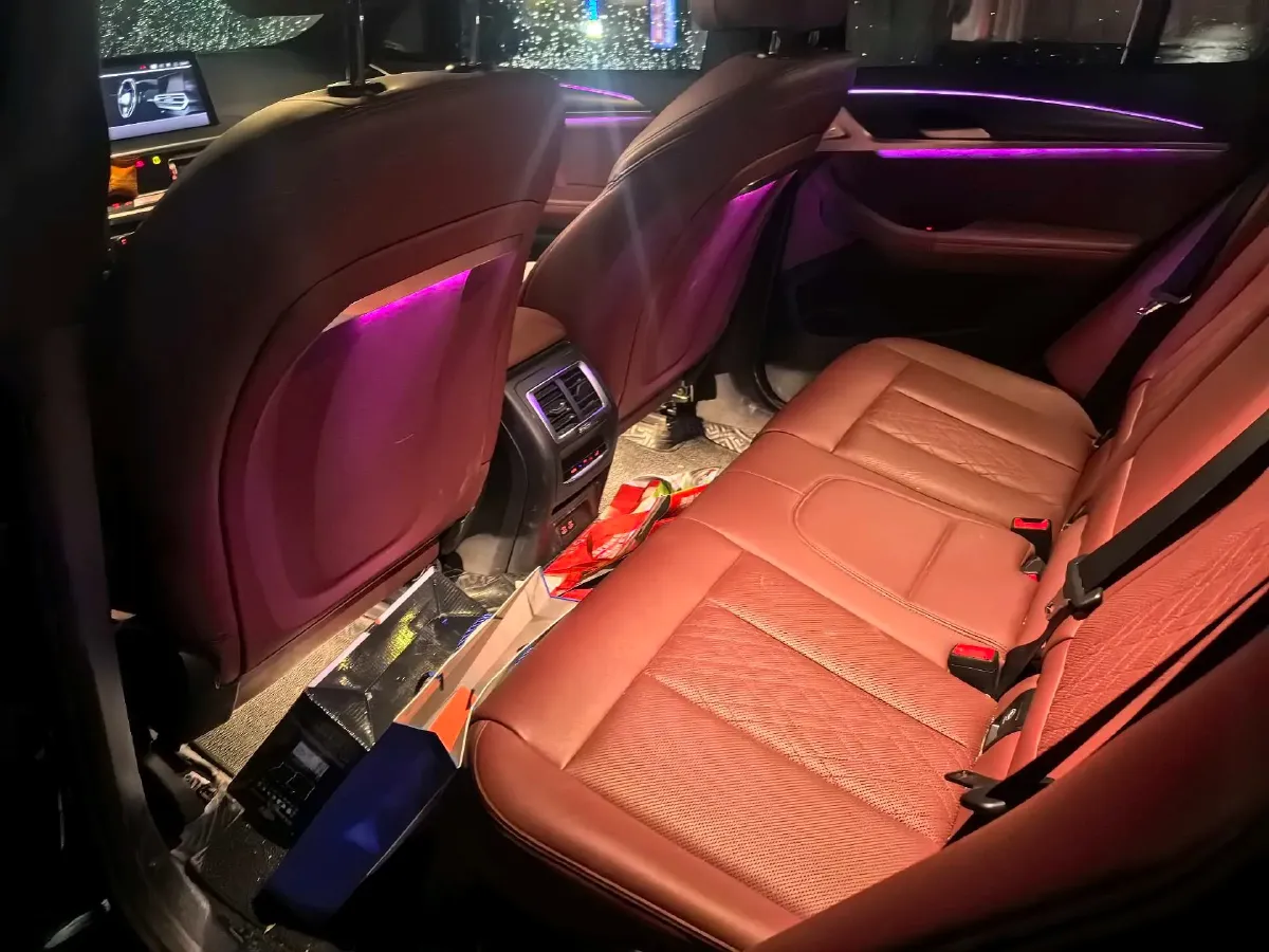 2023 BMW X3 2.0T 245HP L4 8AT,autocango,china used car exporter,china ev exporter,chinese used car exporter,chinese used ev exporter