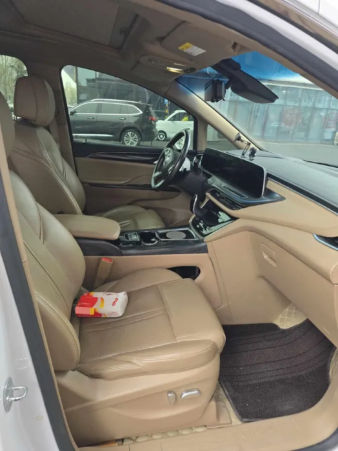 2020 Buick GL8 2.0T 237HP L4 9AT,autocango,china used car exporter,china ev exporter,chinese used car exporter,chinese used ev exporter