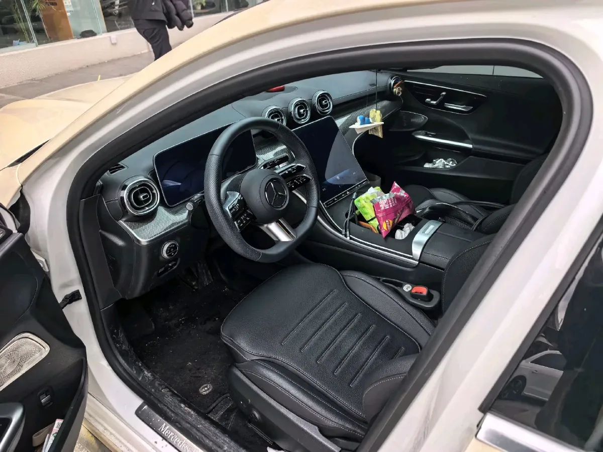 2025 Mercedes-Benz C Class 1.5T 204HP L4 9AT,autocango,china used car exporter,china ev exporter,chinese used car exporter,chinese used ev exporter