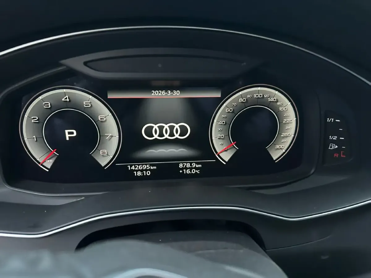 2021 Audi A6L 2.0T 224HP L4 7DCT,autocango,china used car exporter,china ev exporter,chinese used car exporter,chinese used ev exporter