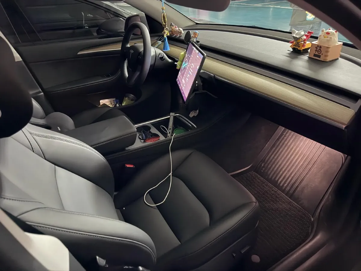 2022 Tesla Model Y BEV 60KWH,autocango,china used car exporter,china ev exporter,chinese used car exporter,chinese used ev exporter