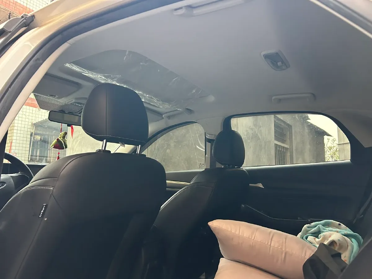 2021 Ford Escort 1.5L 122HP L3 6AT,autocango,china used car exporter,china ev exporter,chinese used car exporter,chinese used ev exporter