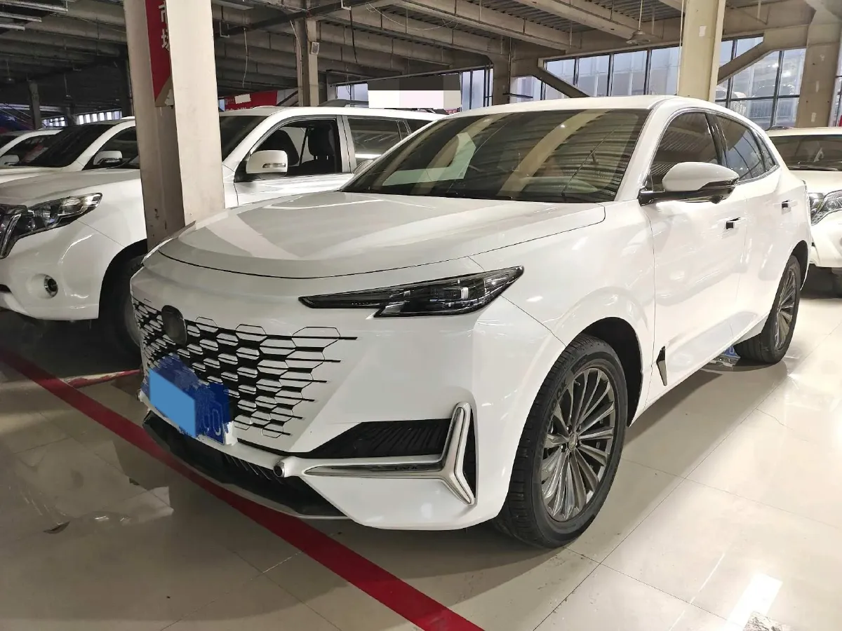 2021 ChangAn UNI-K 2.0T 233HP L4 8AT,autocango,china used car exporter,china ev exporter,chinese used car exporter,chinese used ev exporter
