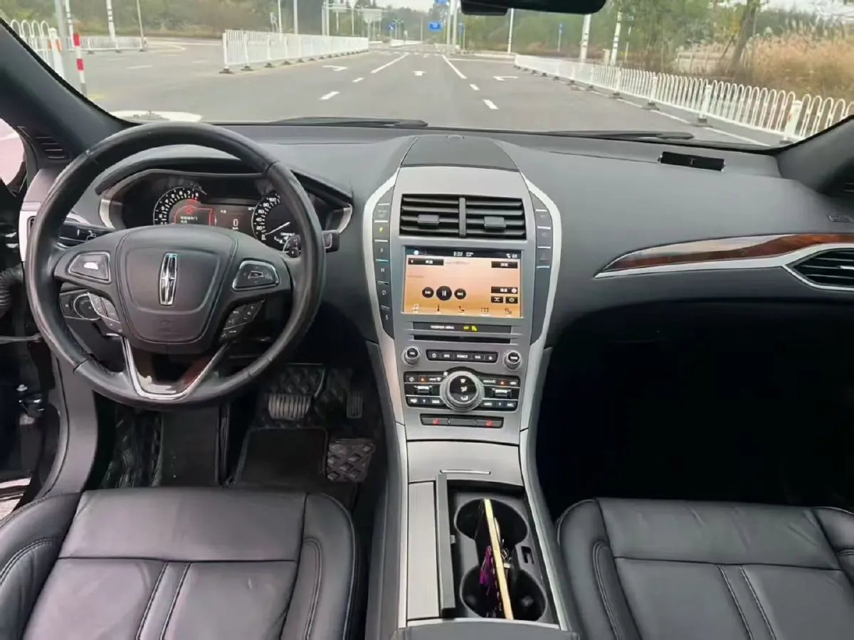 2018 Lincoln MKZ 2.0T 203HP L4 6AT,autocango,china used car exporter,china ev exporter,chinese used car exporter,chinese used ev exporter