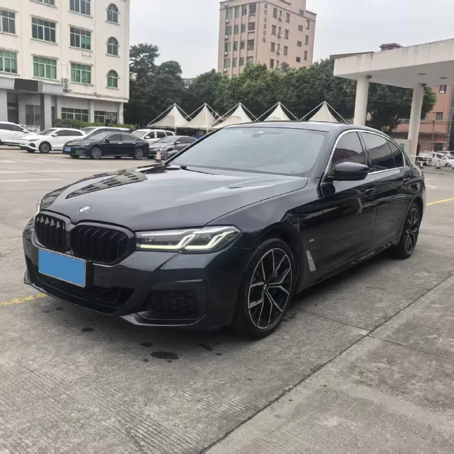 2022 BMW 5 Series 2.0T 252HP L4 8AT,autocango,china used car exporter,china ev exporter,chinese used car exporter,chinese used ev exporter