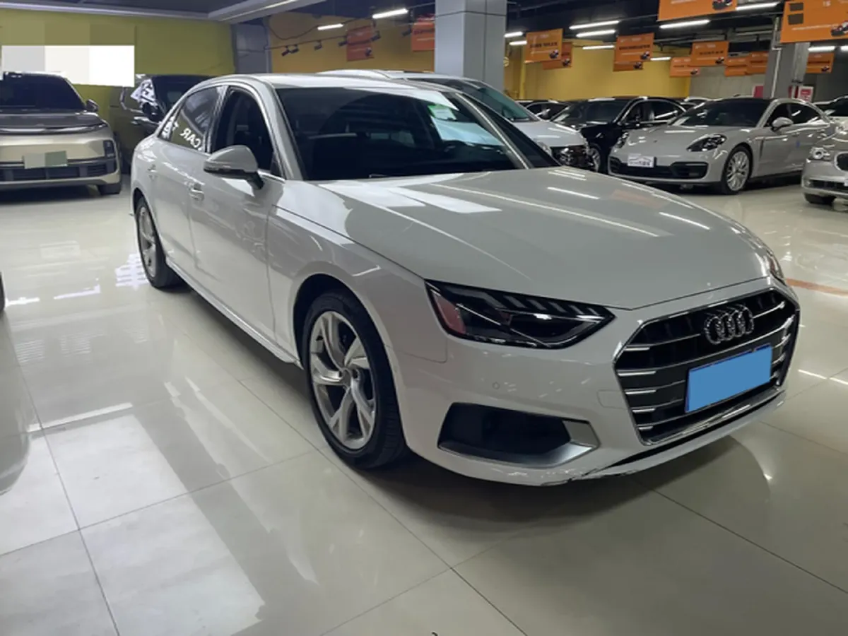 2020 Audi A4L 2.0T 190HP L4 7DCT,autocango,china used car exporter,china ev exporter,chinese used car exporter,chinese used ev exporter