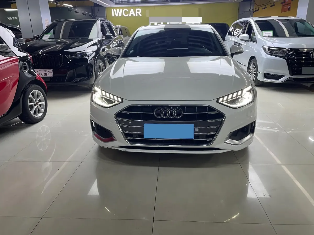 2020 Audi A4L 2.0T 190HP L4 7DCT,autocango,china used car exporter,china ev exporter,chinese used car exporter,chinese used ev exporter