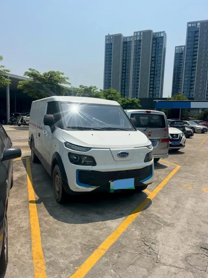 2022 Karry Dolphin EV BEV 43.5KWH,autocango,china used car exporter,china ev exporter,chinese used car exporter,chinese used ev exporter