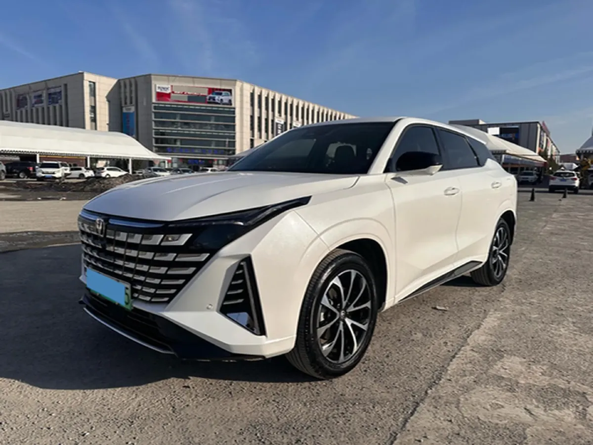2024 ChangAn UNI-Z 1.5L 98HP L4 E-CVT PHEV 18.4KWH,autocango,china used car exporter,china ev exporter,chinese used car exporter,chinese used ev exporter