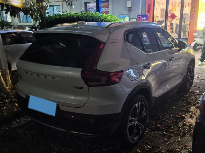 2020 Volvo XC40 2.0T 190HP L4 8AT,autocango,china used car exporter,china ev exporter,chinese used car exporter,chinese used ev exporter