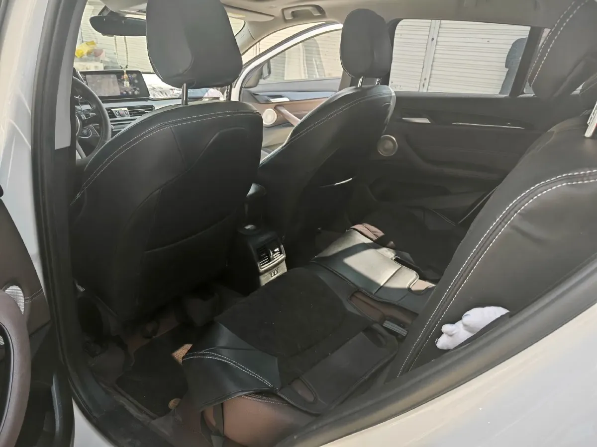 2023 BMW X2 2.0T 178HP L4 7DCT,autocango,china used car exporter,china ev exporter,chinese used car exporter,chinese used ev exporter