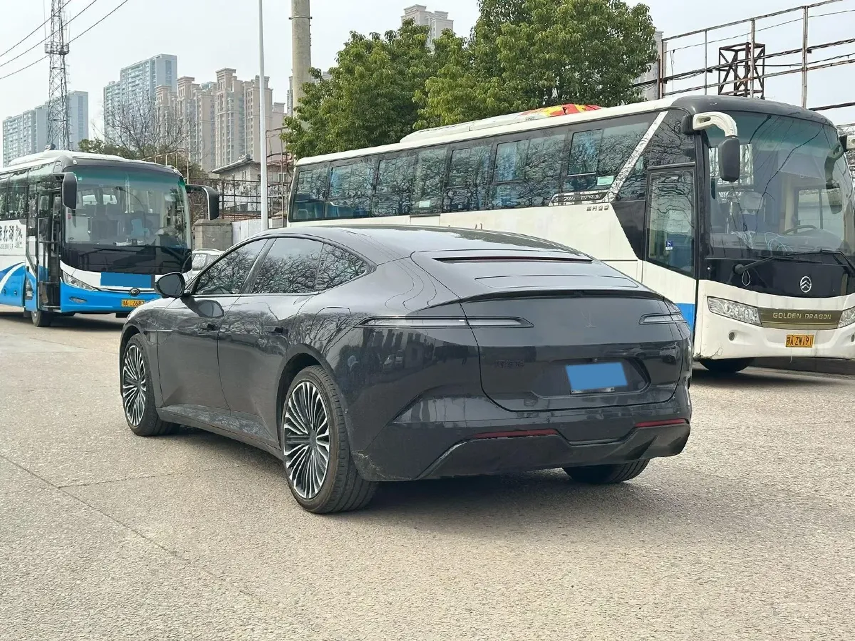 2025 Avatr 12 1.5T 156HP L4 REEV,autocango,china used car exporter,china ev exporter,chinese used car exporter,chinese used ev exporter