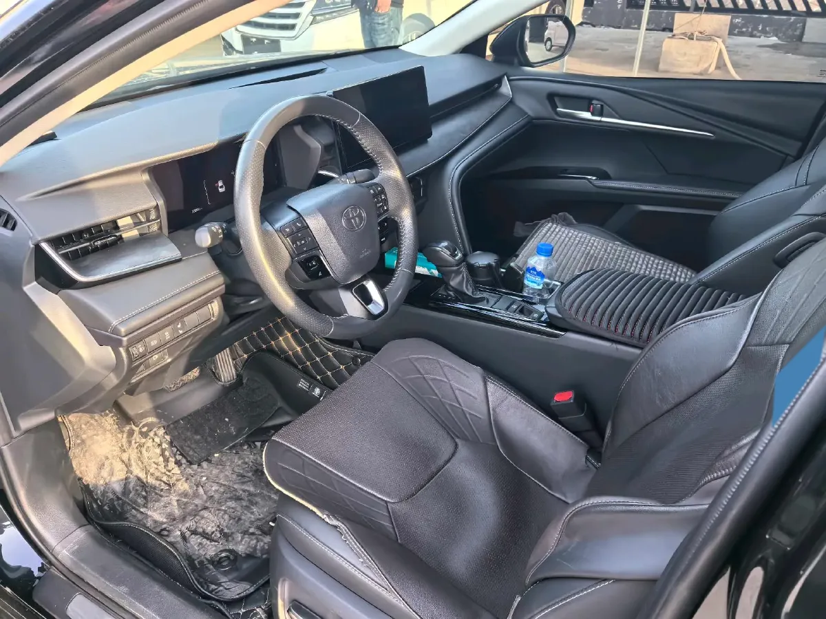 2024 Toyota Camry 2.0L 152HP L4 E-CVT Hybrid,autocango,china used car exporter,china ev exporter,chinese used car exporter,chinese used ev exporter
