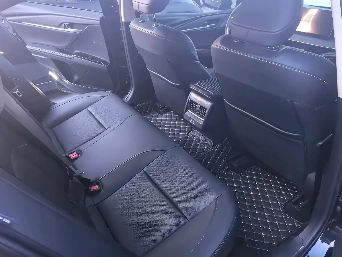 2024 Toyota Camry 2.0L 152HP L4 E-CVT Hybrid,autocango,china used car exporter,china ev exporter,chinese used car exporter,chinese used ev exporter