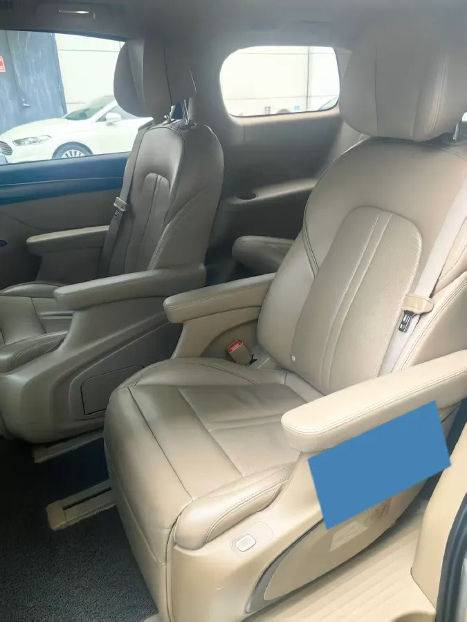 2021 Buick GL8 2.0T 237HP L4 9AT,autocango,china used car exporter,china ev exporter,chinese used car exporter,chinese used ev exporter