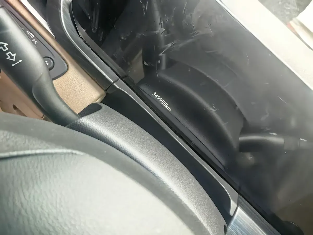 2021 Buick GL8 2.0T 237HP L4 9AT,autocango,china used car exporter,china ev exporter,chinese used car exporter,chinese used ev exporter