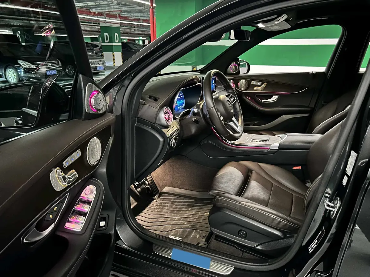 2022 Mercedes-Benz GLC Class 2.0T 258HP L4 9AT,autocango,china used car exporter,china ev exporter,chinese used car exporter,chinese used ev exporter